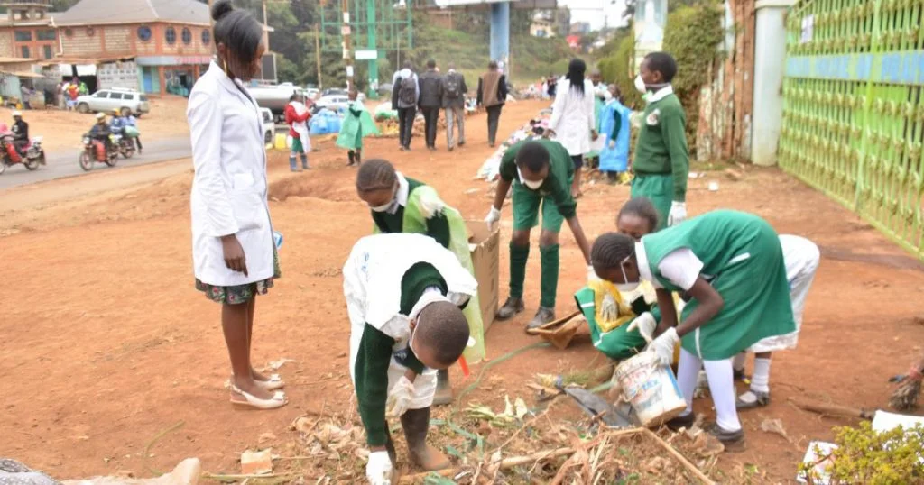 Learners undertaking an activity under the new Competency Based Curriculum in Kenya.